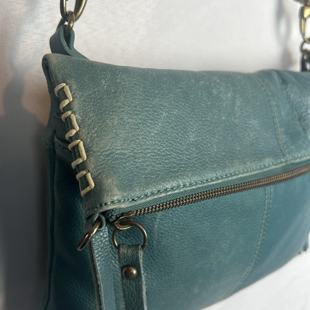 Lucky Brand Teal Leather Foldover Crossbody Hobo Bag Boho Fringe Distressed - Picture 5 of 15